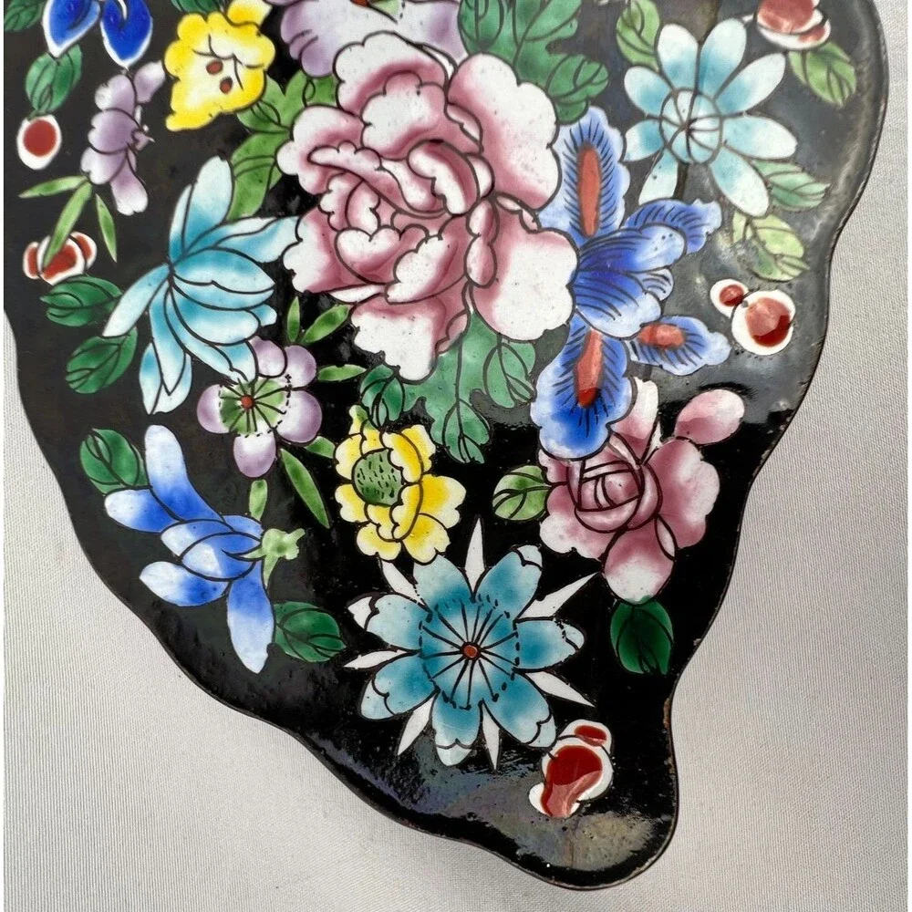 Vintage Seymour Mann Mille Fleurs Floral Enamel Leaf Trinket Box Hand Painted